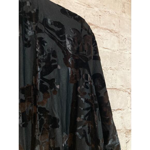 VT Luxe Top Womens Small Black Velvet Burnout Open Front Asymmetric Hem Grunge - Picture 3 of 12